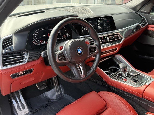 Vehicle image 9 of 19