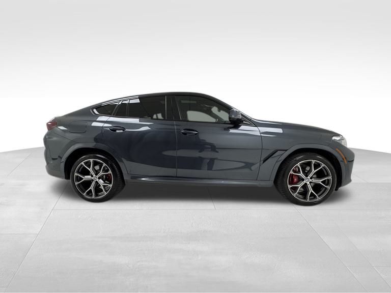 Vehicle image 2 of 48
