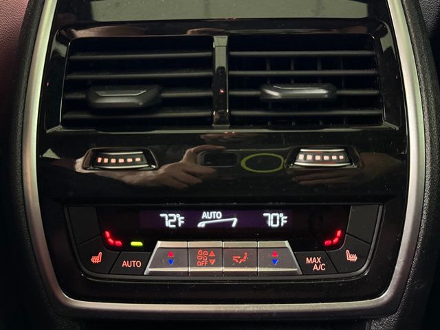 Vehicle image 44 of 48