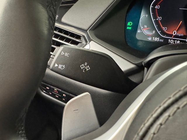Vehicle image 17 of 48