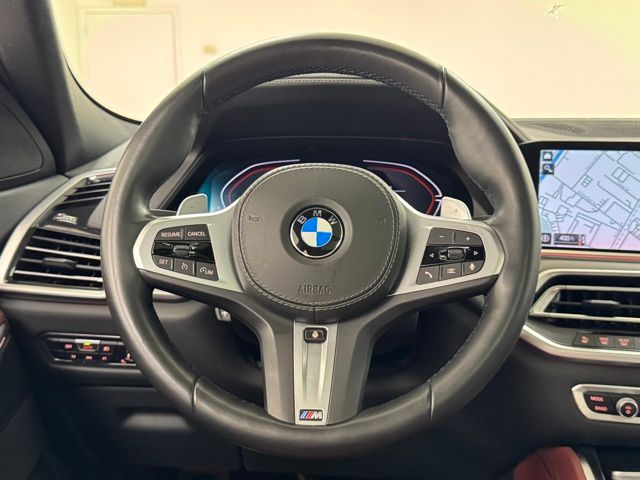 Vehicle image 46 of 48