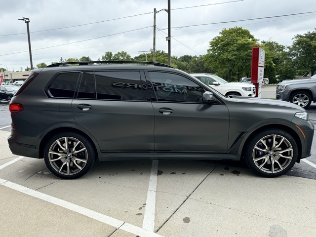 Vehicle image 8 of 30