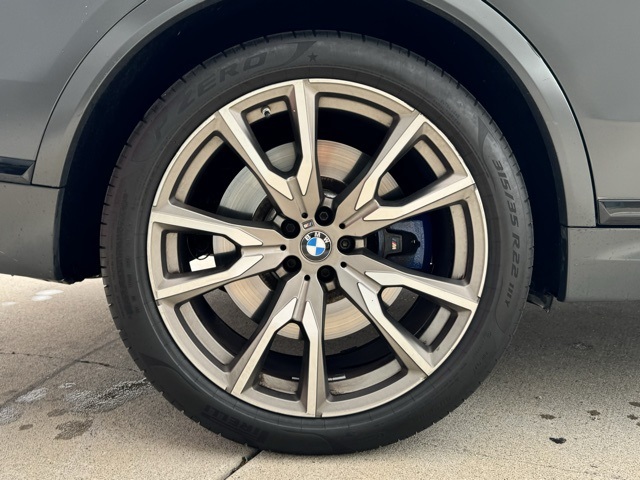 Vehicle image 10 of 30