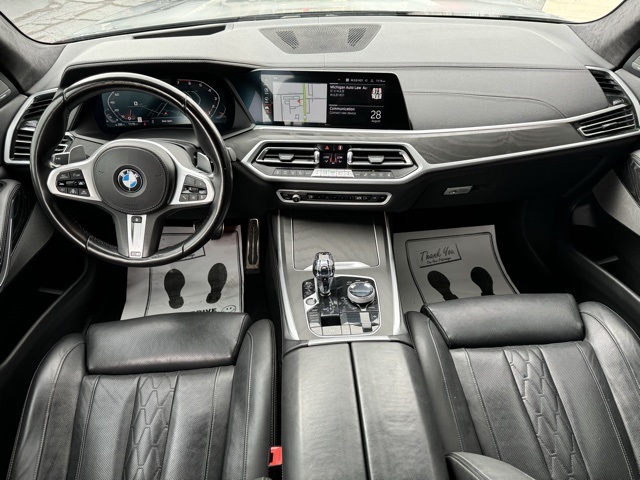 Vehicle image 19 of 30