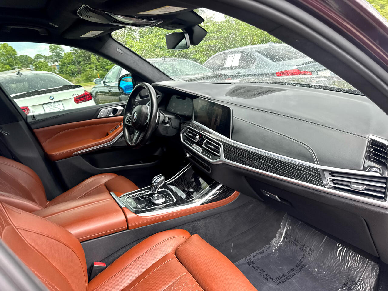 Vehicle image 23 of 93