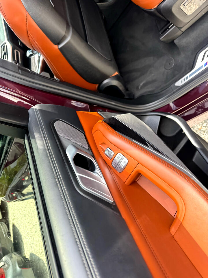 Vehicle image 44 of 93