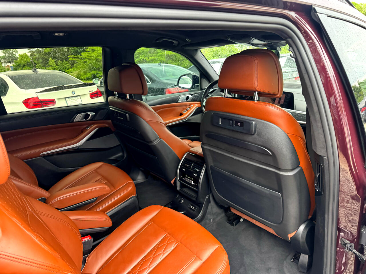 Vehicle image 36 of 93