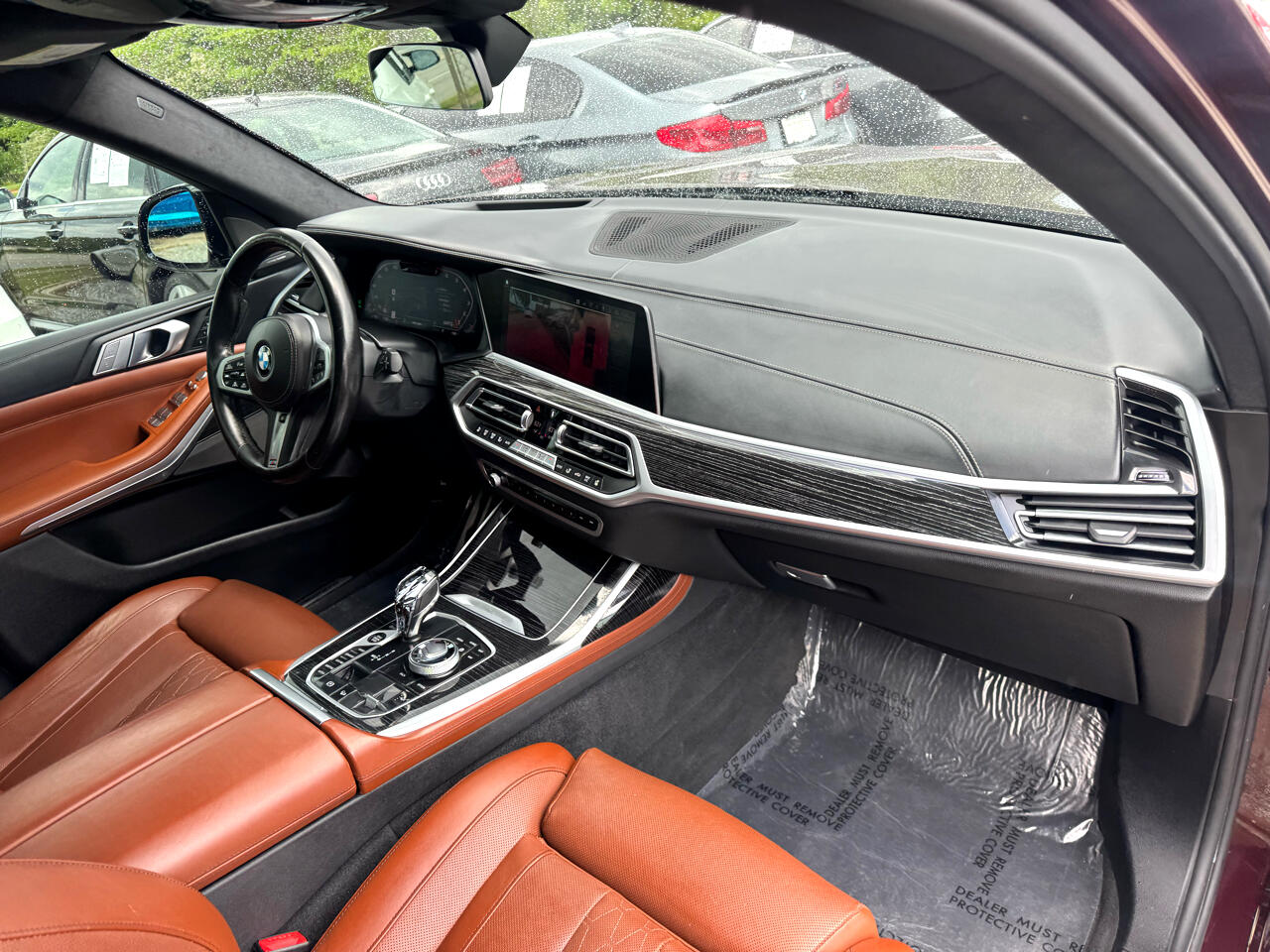 Vehicle image 22 of 93