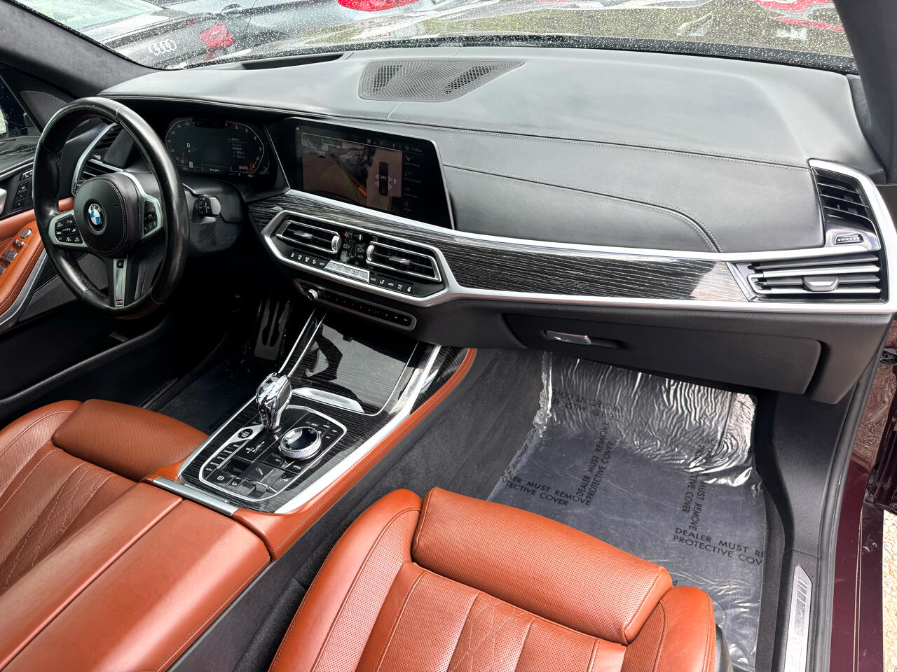 Vehicle image 31 of 93