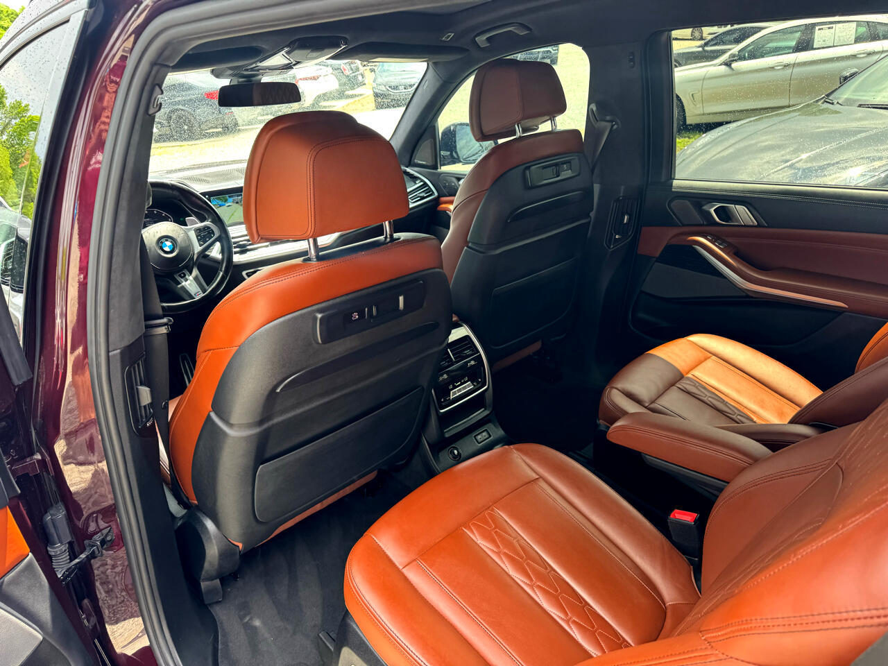 Vehicle image 46 of 93