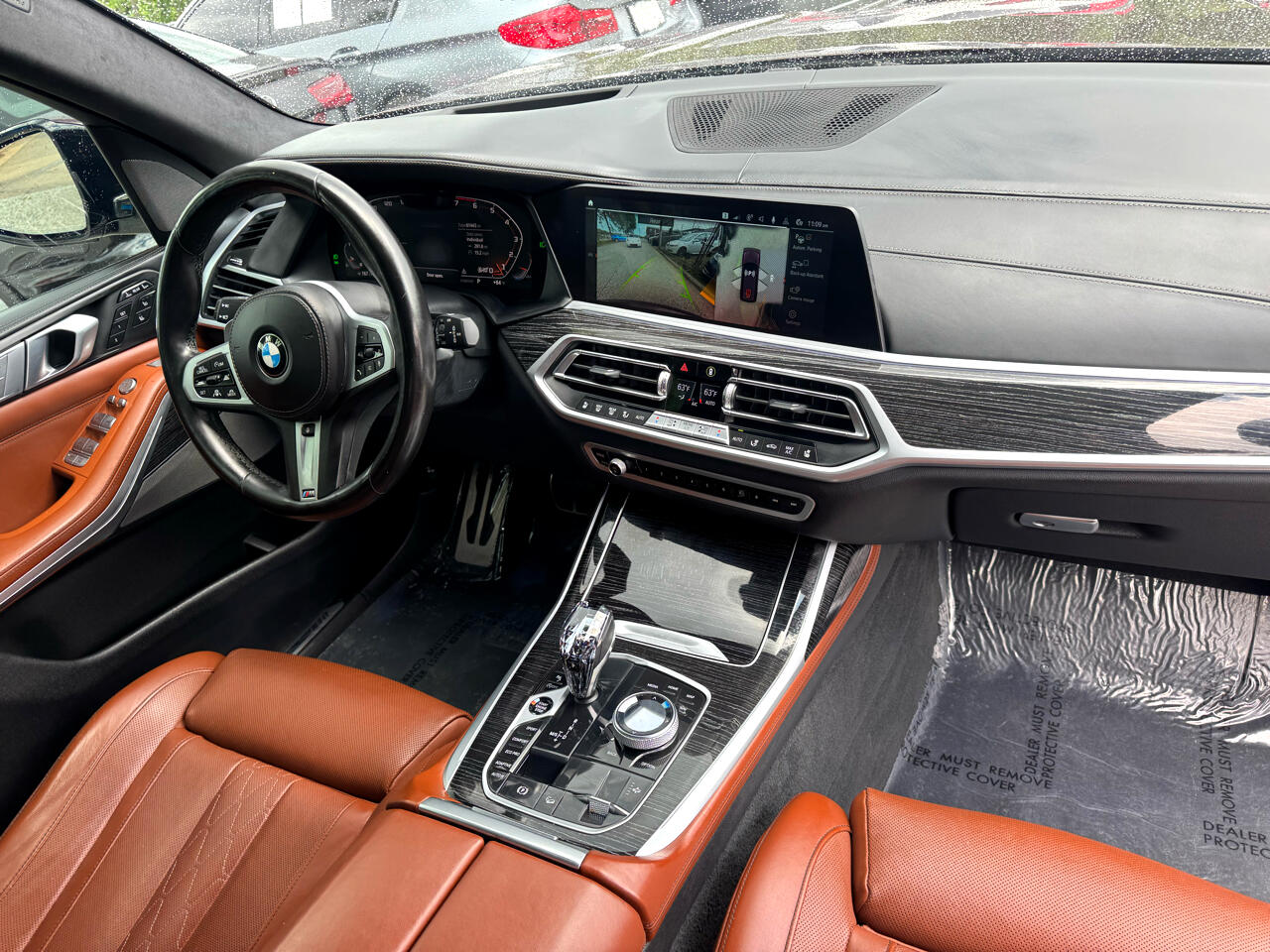 Vehicle image 29 of 93
