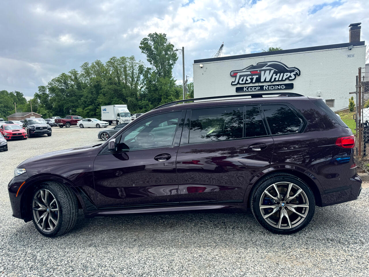 Vehicle image 16 of 93