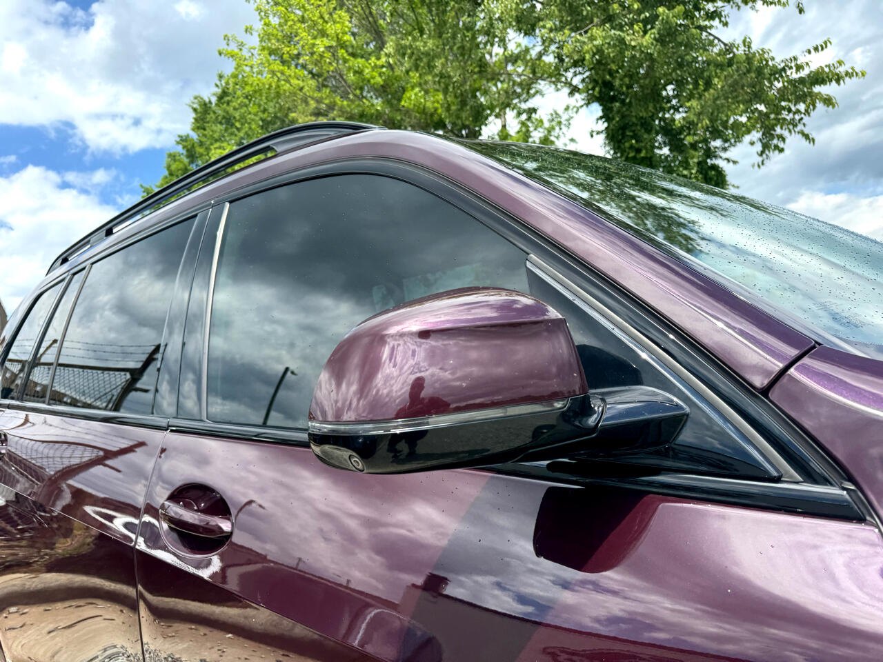 Vehicle image 85 of 93