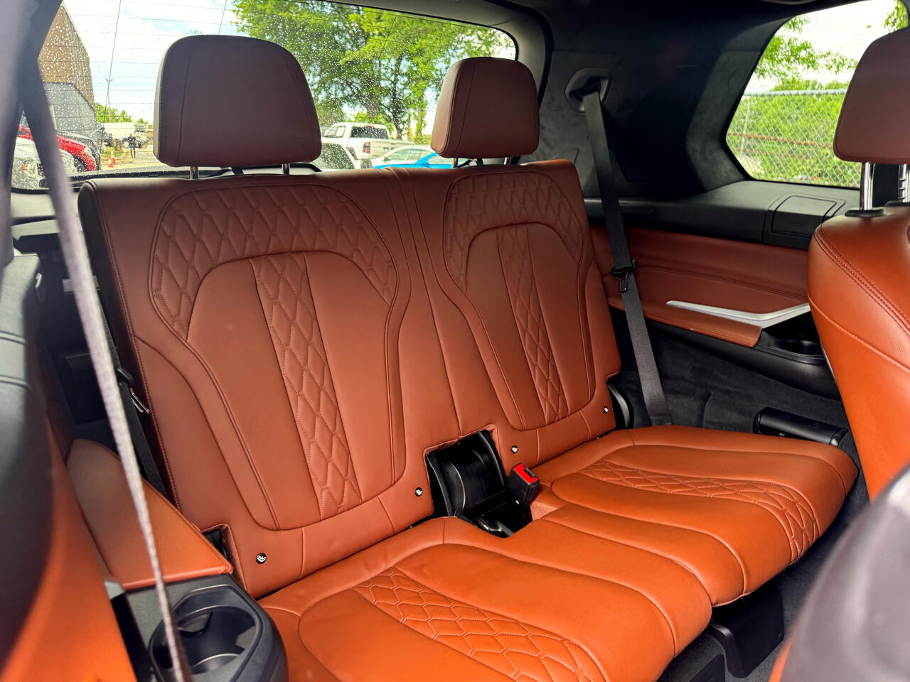 Vehicle image 39 of 93