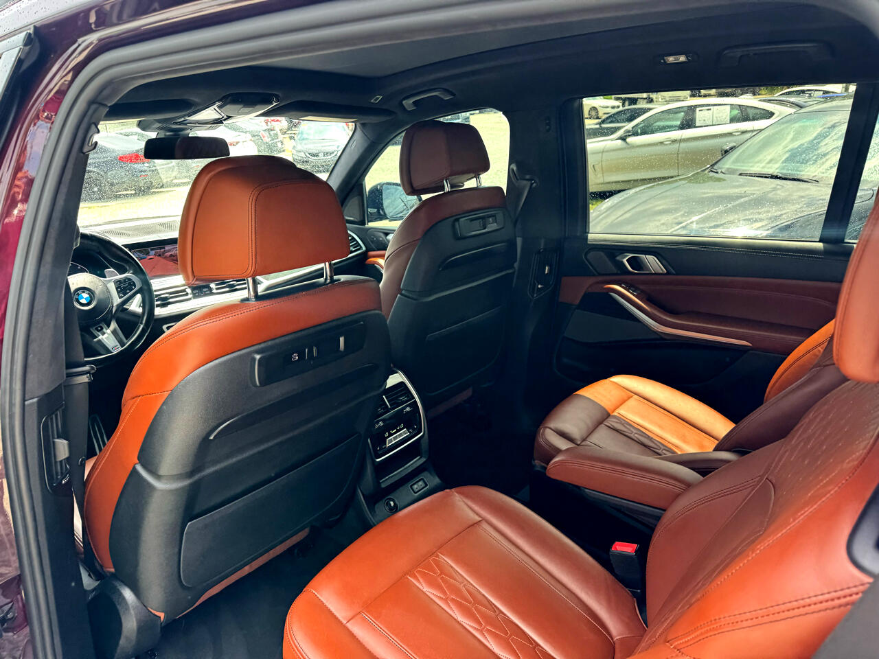 Vehicle image 47 of 93