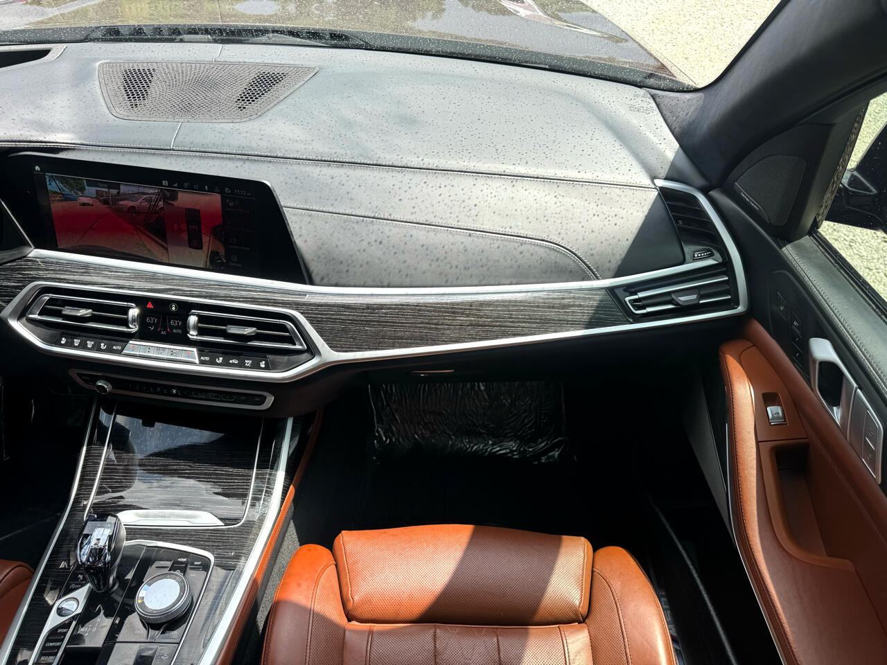 Vehicle image 53 of 93