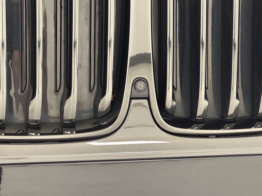Vehicle image 47 of 63