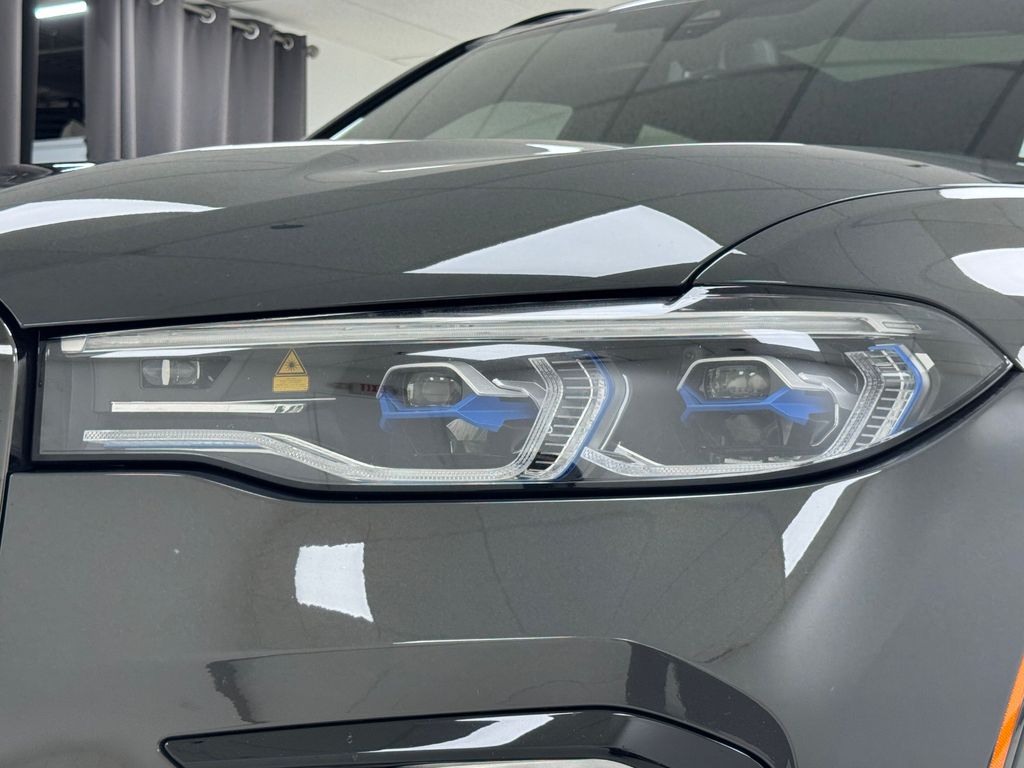 Vehicle image 44 of 63