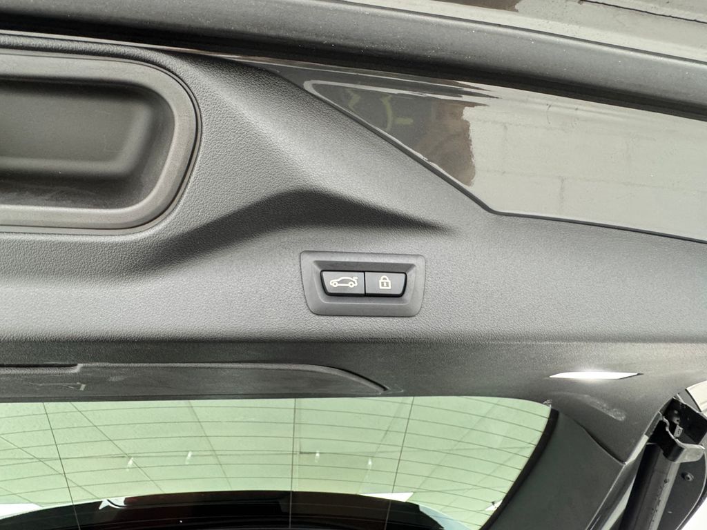 Vehicle image 42 of 63