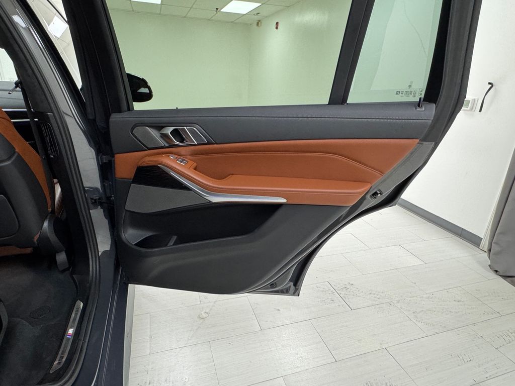 Vehicle image 15 of 63