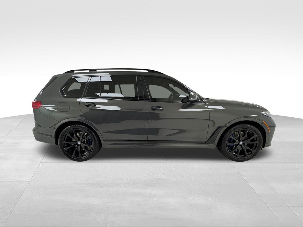 Vehicle image 4 of 63