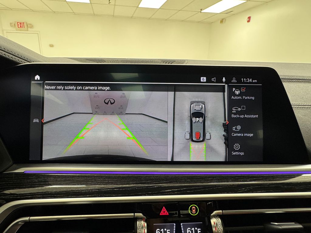 Vehicle image 29 of 63