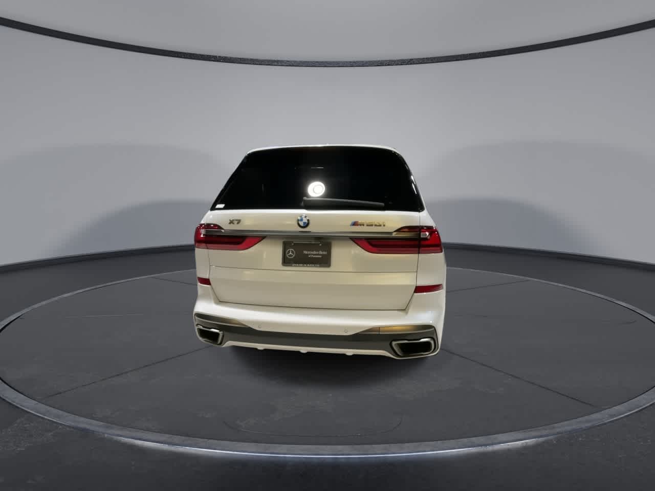 Vehicle image 13 of 33