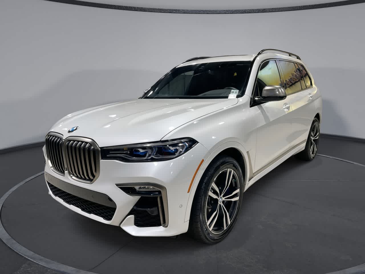 Vehicle image 3 of 33