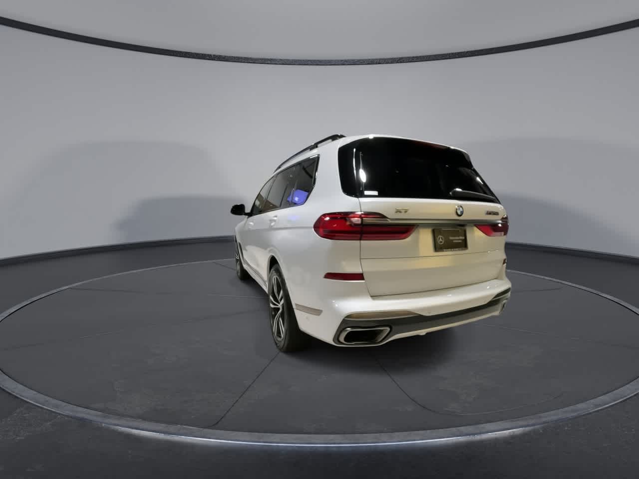 Vehicle image 11 of 33