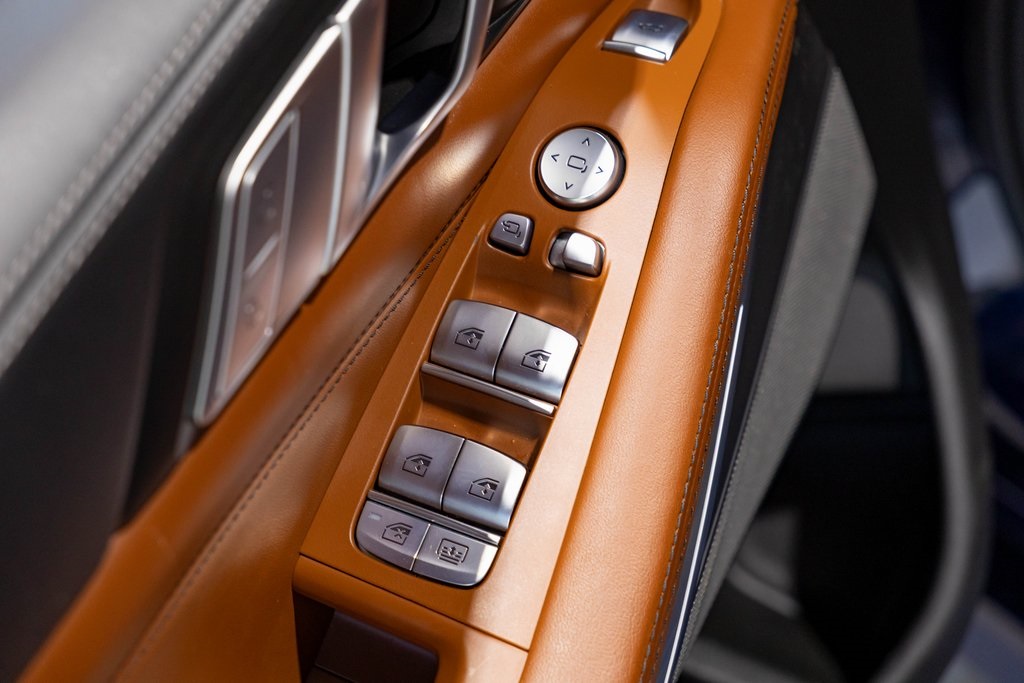 Vehicle image 34 of 47