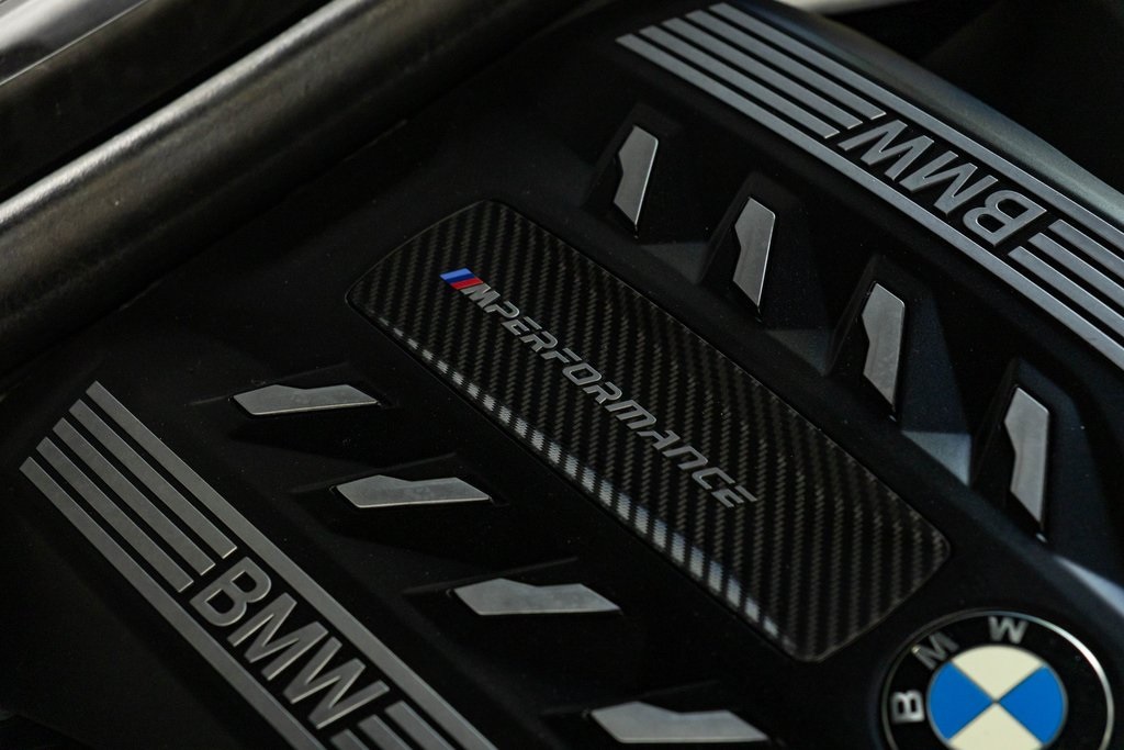 Vehicle image 46 of 47