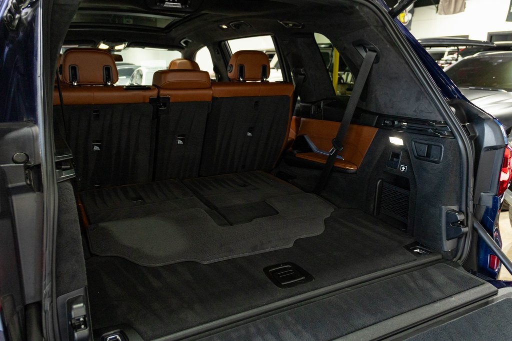 Vehicle image 12 of 47