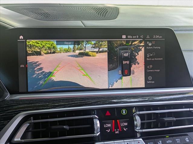 Vehicle image 25 of 27