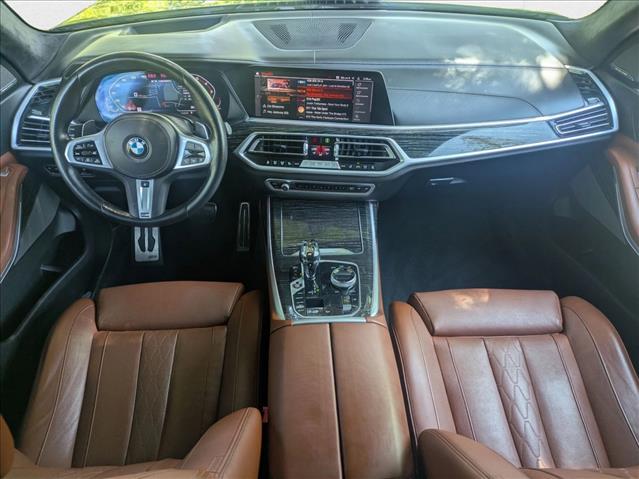 Vehicle image 21 of 27