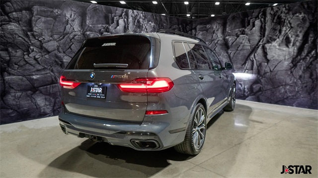 Vehicle image 5 of 24