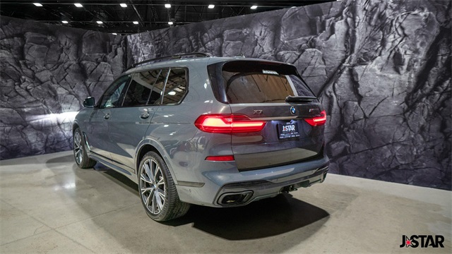 Vehicle image 6 of 24