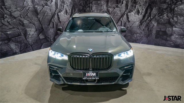 Vehicle image 2 of 24