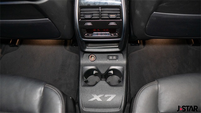 Vehicle image 19 of 24