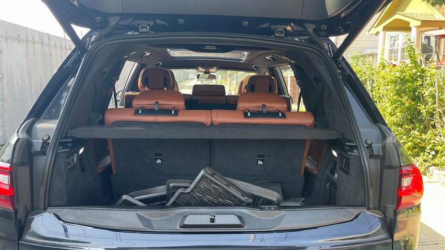 Vehicle image 32 of 39