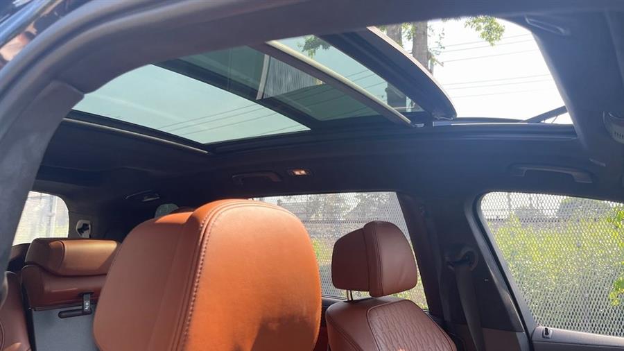 Vehicle image 21 of 39
