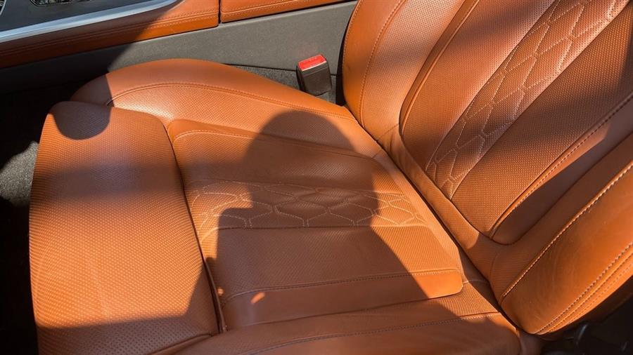 Vehicle image 11 of 39