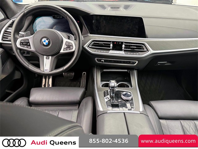 Vehicle image 11 of 30