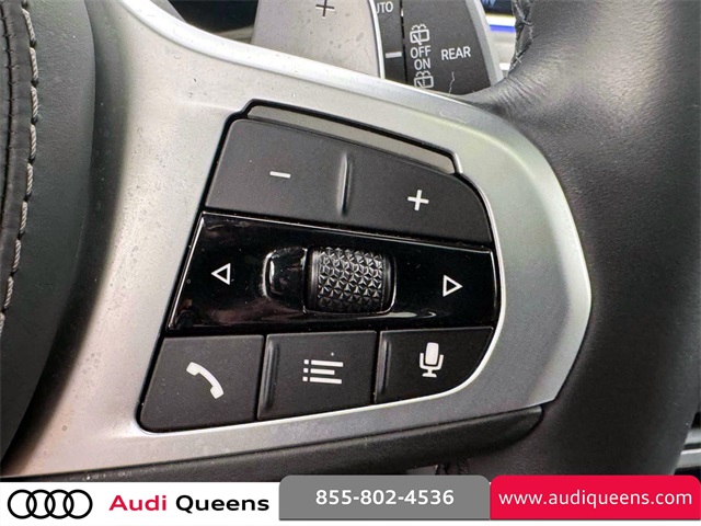 Vehicle image 16 of 30