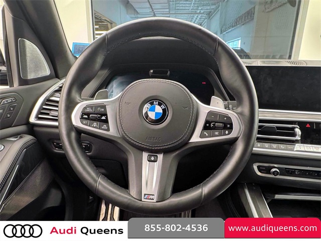 Vehicle image 20 of 30