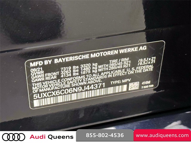 Vehicle image 18 of 30