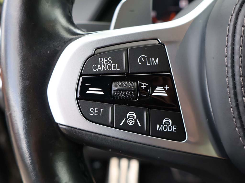 Vehicle image 58 of 76
