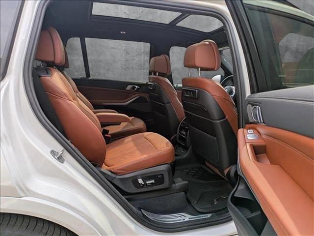 Vehicle image 12 of 30