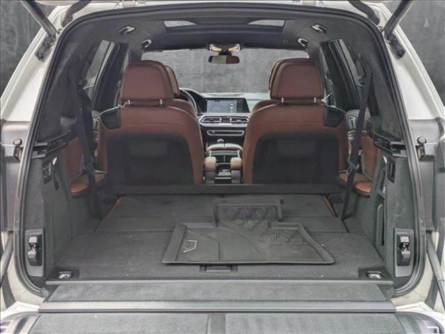 Vehicle image 9 of 30