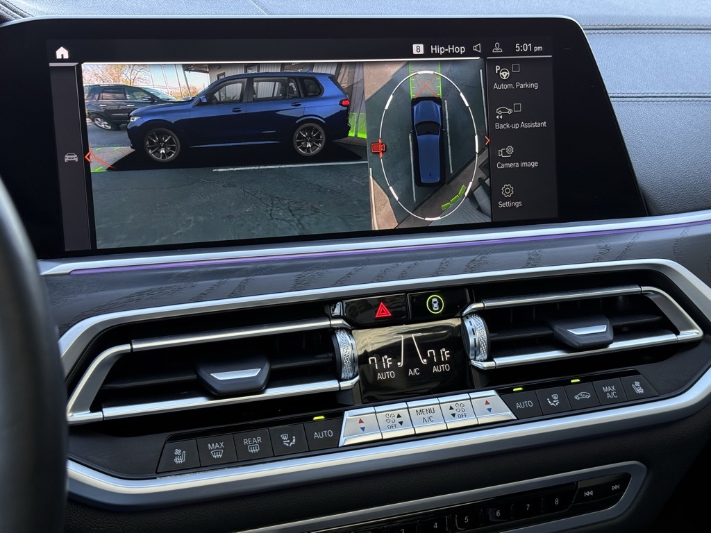 Vehicle image 67 of 106
