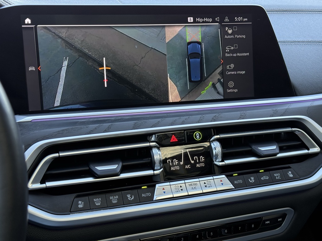 Vehicle image 65 of 106